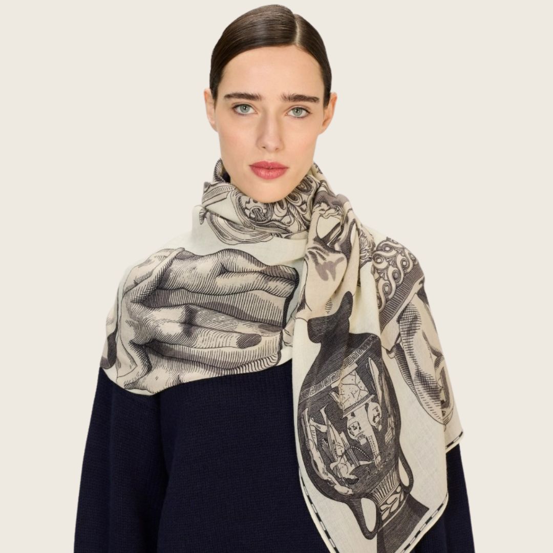 inoui-editions-echarpe-laine-Louvre-archives-blanc-1.jpg