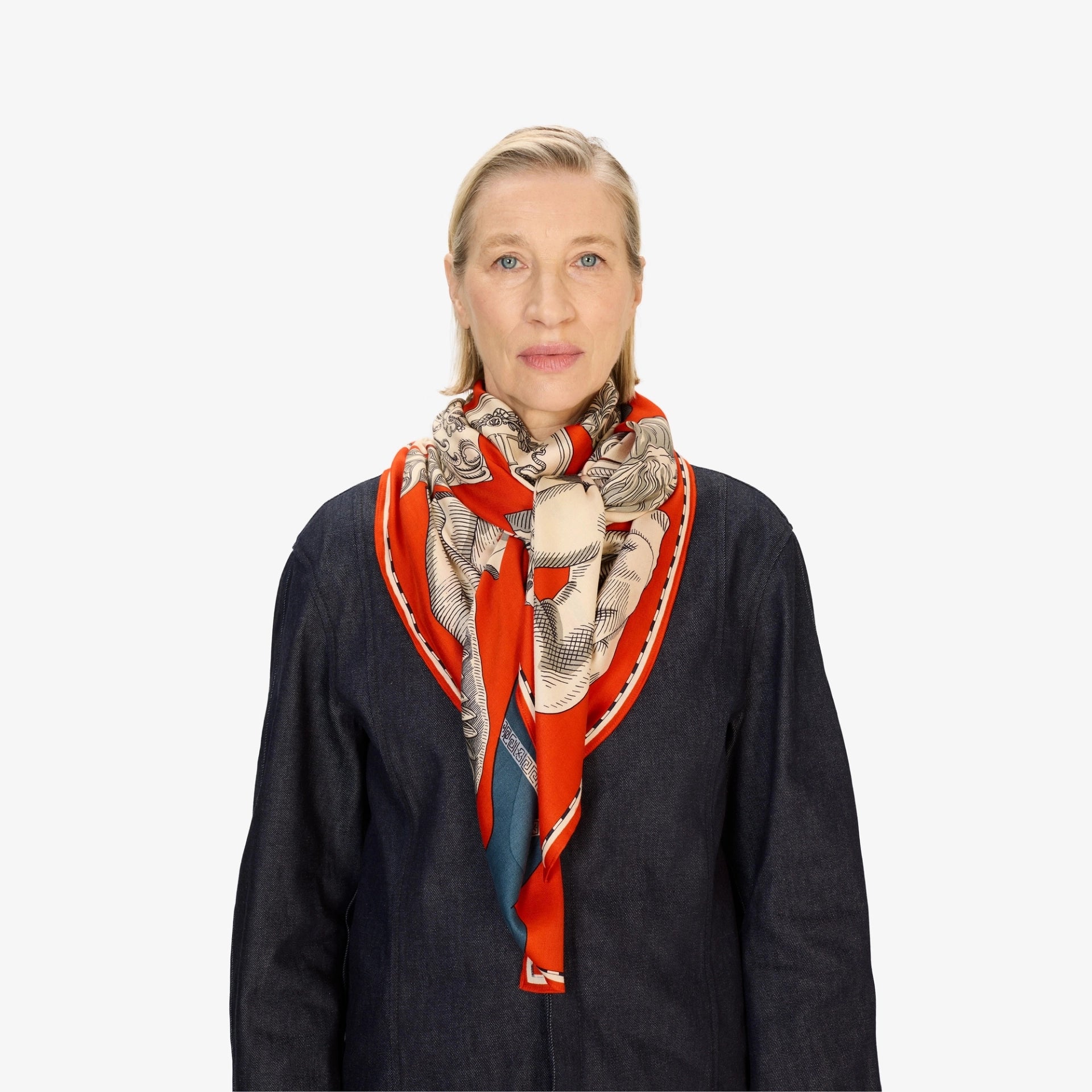 inoui-editions-musee-louvre-foulard-carre-130-cm-soie-modal-archives-orange-2.webp